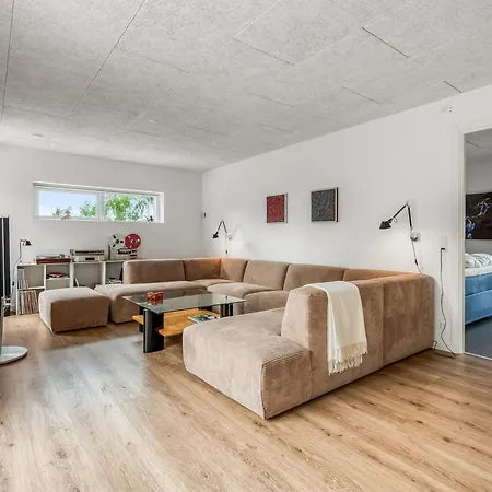 Nyaraló Frille - 1-5km From The Sea By Interhome *