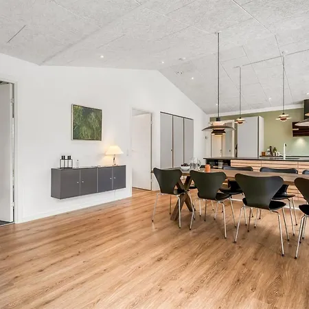 Frille - 1-5km From The Sea By Interhome Nyaraló *